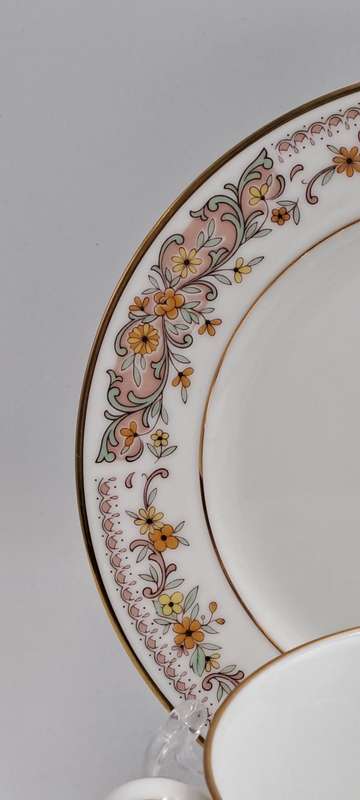 Vintage 1975-1982 Contemporary Noritake Tea Trio CLARA 2687 Fine China-Sri-Lanka (6 available)