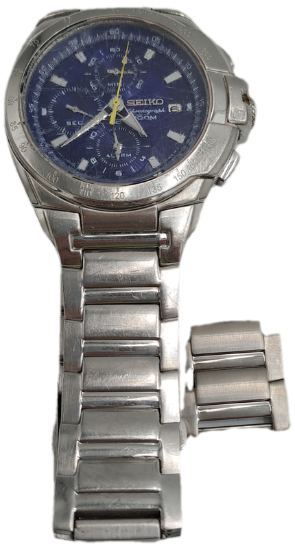 Pre-owned Seiko Chronograph Mens Quartz watch with Blue Dial -working -Crystal Badly scratched