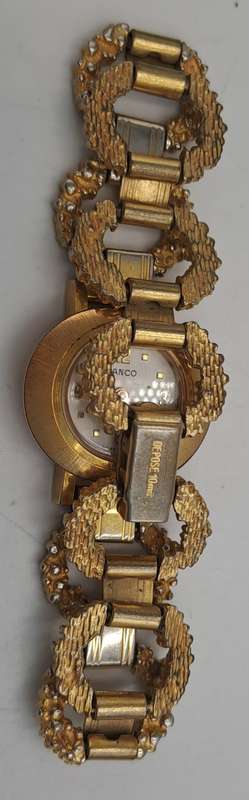 Vintage swiss Made Lanco favorit Ladies Windup watch -17 Jewels -Gold Plated -Working