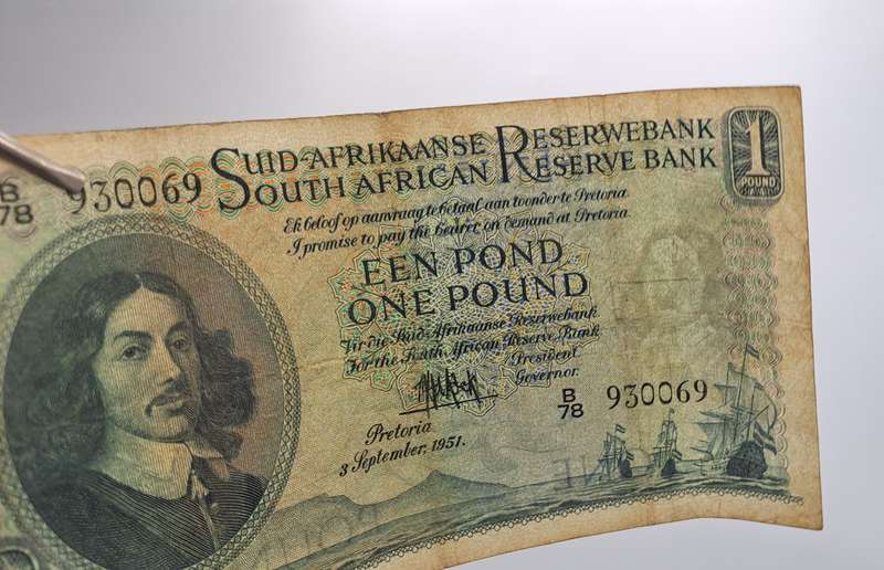 1951 South Africa  1 Pound Note -Afrikaans - English-M.H de Kock