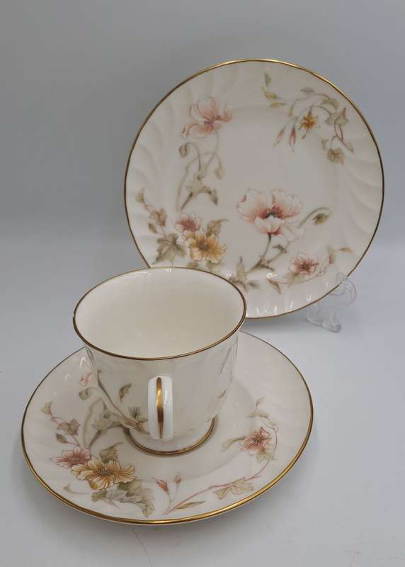 Vintage Gorham TRELLIS Fine China Tea Trio 24kt Gold Hand Banded Japan-Mint -CUP CHIPPED