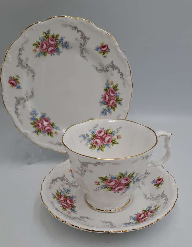 Vintage Royal Albert TRANQUILLITY Bone China Trio (Cup has a small chip)