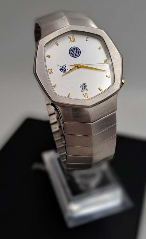 Pre-owned Pierre Cardin P47-8206 Stainless Steel Men's Quartz Watch-VW Branded - Unused -Boxed
