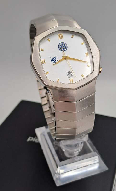 Pre-owned Pierre Cardin P47-8206 Stainless Steel Men's Quartz Watch-VW Branded - Unused -Boxed