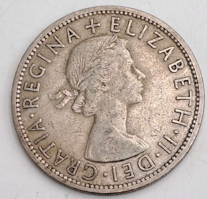 1954 United Kingdom ½ Crown - Elizabeth II 1st portrait-Circulated