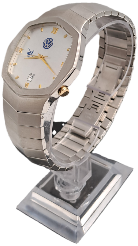 Pre-owned Pierre Cardin P47-8206 Stainless Steel Men's Quartz Watch-VW Branded - Unused -Boxed