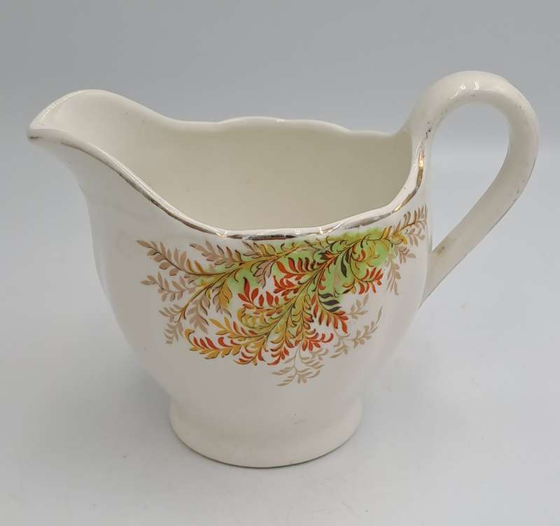 Vintage GRINDLEY Creampetal Creamer