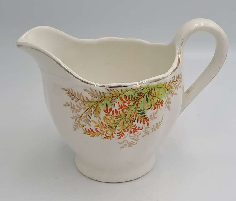 Vintage GRINDLEY Creampetal Creamer