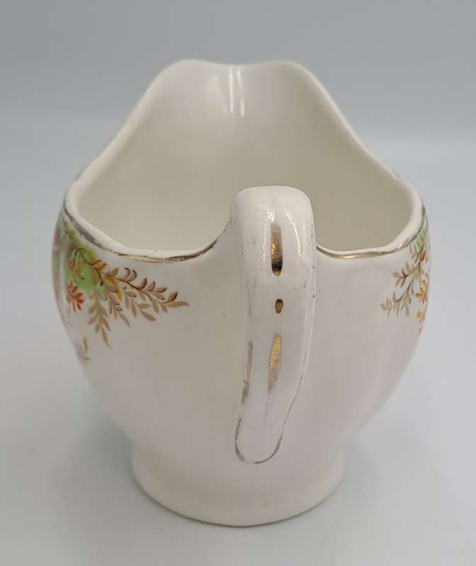 Vintage GRINDLEY Creampetal Creamer