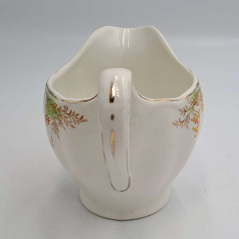 Vintage GRINDLEY Creampetal Creamer