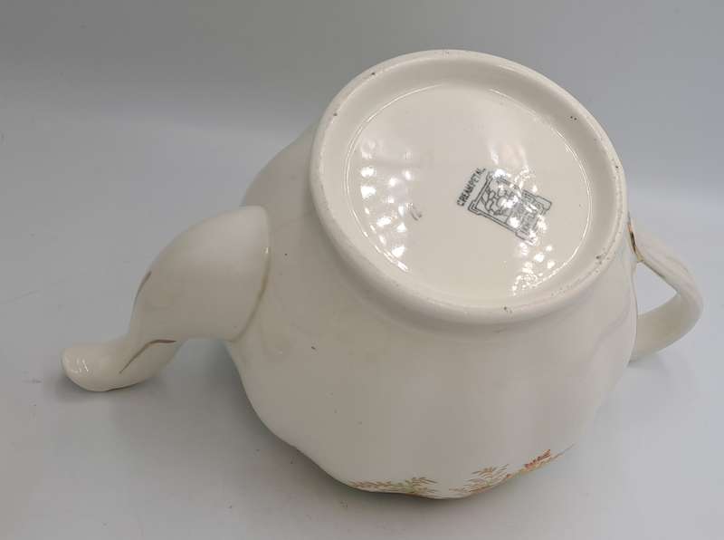 Vintage GRINDLEY Creampetal Tea Pot with Lid