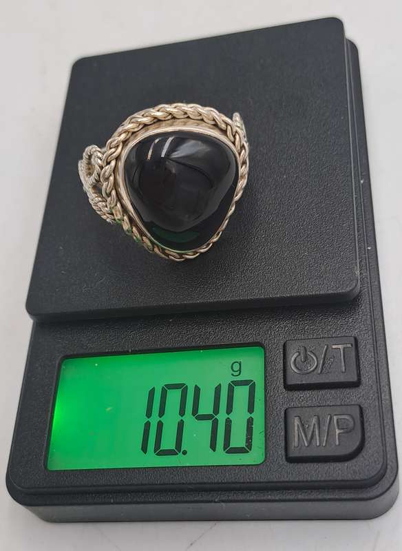 Pre-owned Vintage Ring-no Markings -Black Onyx stone
