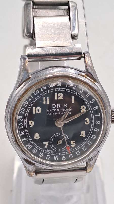 Vintage Swiss Made ORIS Men's Windup watch -Working-