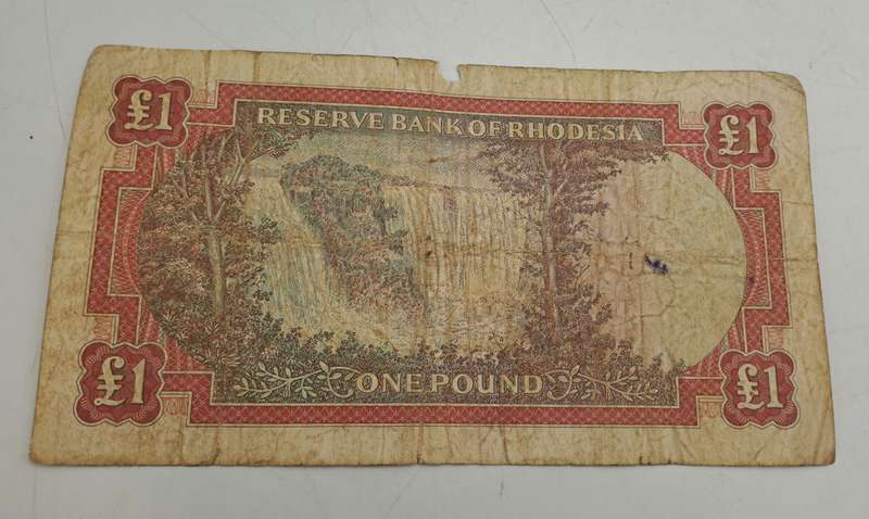 Rare!!!! Rhodesia 14 Oct 1968 One Pound banknote
