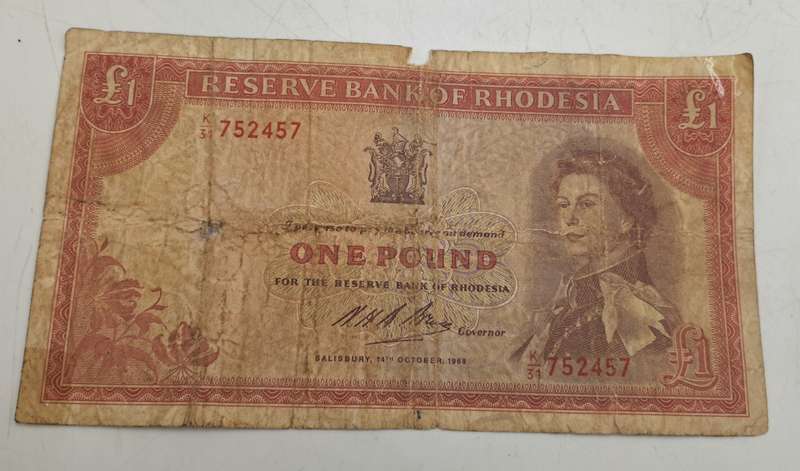 Rare!!!! Rhodesia 14 Oct 1968 One Pound banknote
