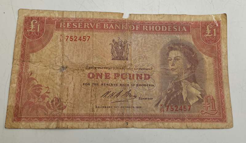 Rare!!!! Rhodesia 14 Oct 1968 One Pound banknote