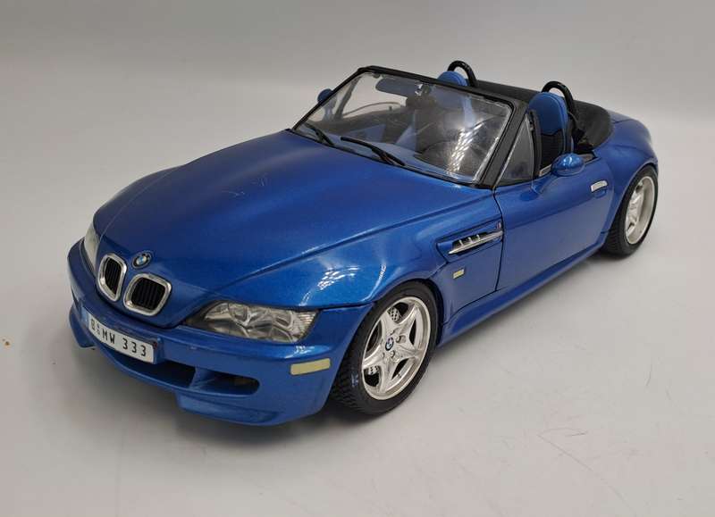 Burago Die Cast 1996 BMW 3M Made In Italy Scale 1/18