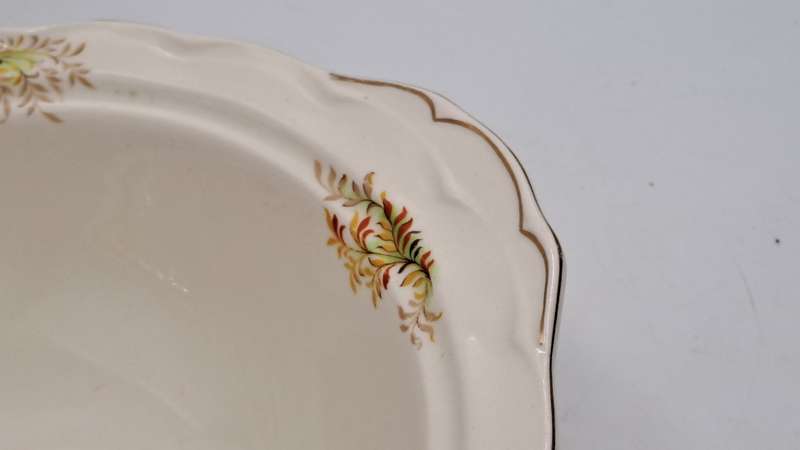 Vintage GRINDLEY Creampetal Serving Bowl -no lid (3 Available)