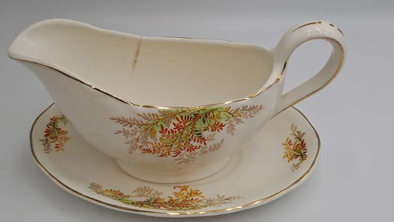 Vintage GRINDLEY Creampetal Gravy Boat with Saucer (Boat has a hairline crack)