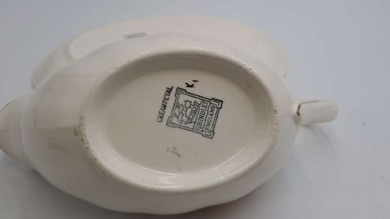 Vintage GRINDLEY Creampetal Gravy Boat with Saucer (Boat has a hairline crack)