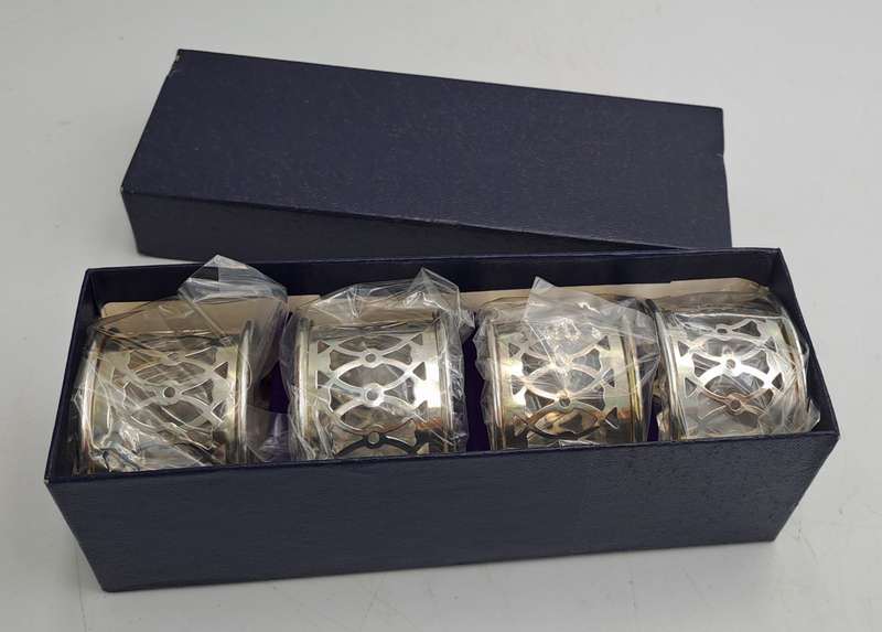 4 x Crown by Em-ESS Silver Plated Napkin Rings-Boxed -Tarnish resistant