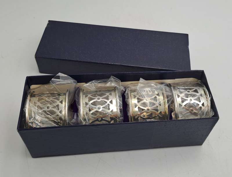 4 x Crown by Em-ESS Silver Plated Napkin Rings-Boxed -Tarnish resistant