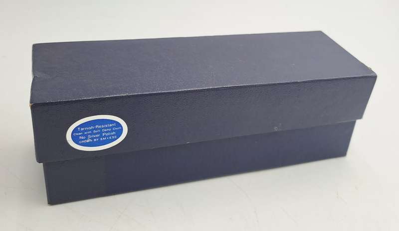 4 x Crown by Em-ESS Silver Plated Napkin Rings-Boxed -Tarnish resistant