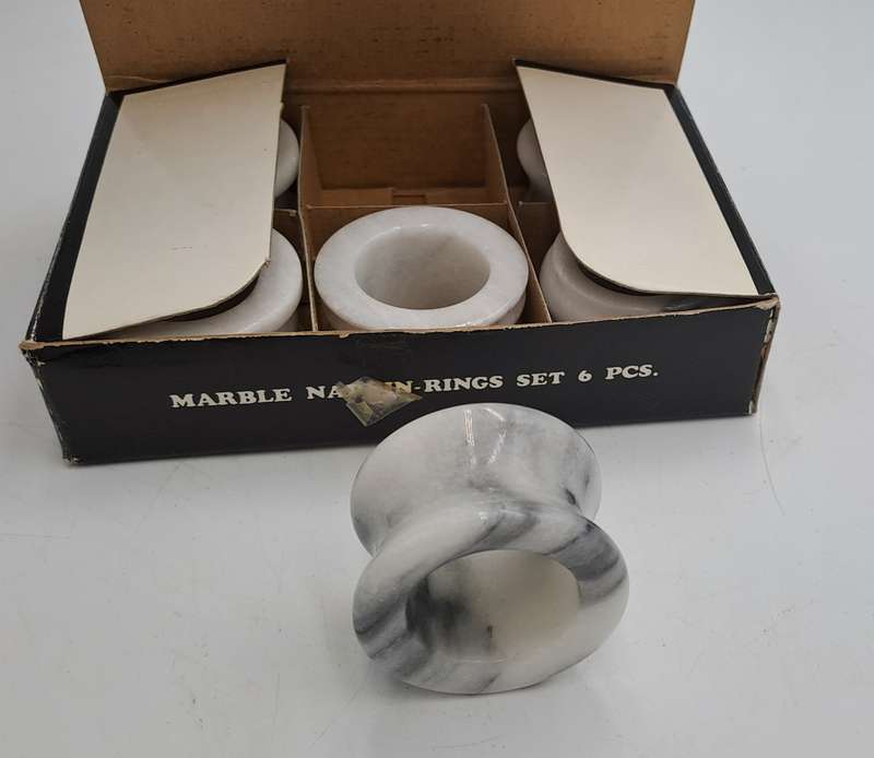 6 x Marble Napkin Rings-Boxed -