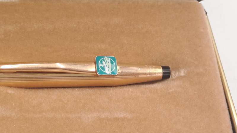 1/20 14kt Rolled Gold Cross Ball pen (need new refill)-metal Case-FNB Branded -Made in Ireland