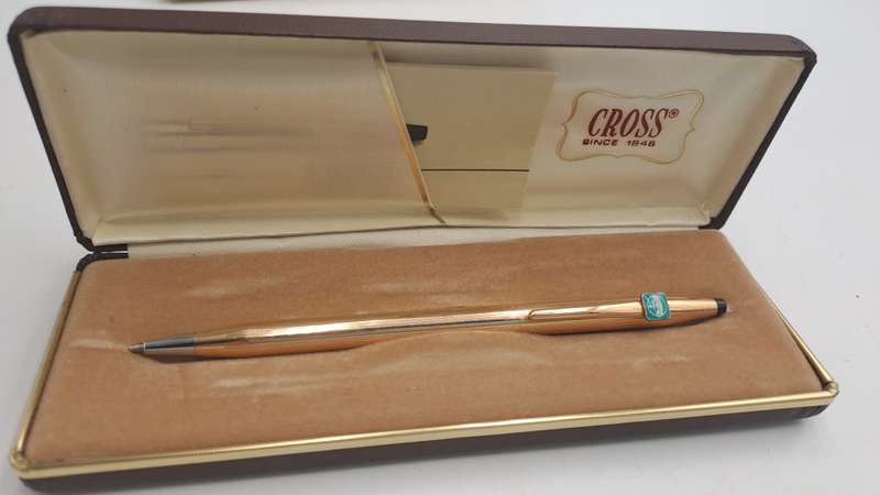 1/20 14kt Rolled Gold Cross Ball pen (need new refill)-metal Case-FNB Branded -Made in Ireland