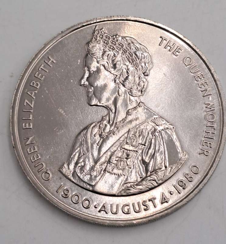 1980 Falkland Islands  50 Pence - Elizabeth II 80th Anniversary of the Queen Mother Commemorative