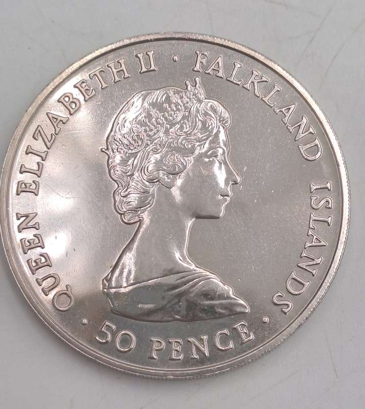 1980 Falkland Islands  50 Pence - Elizabeth II 80th Anniversary of the Queen Mother Commemorative