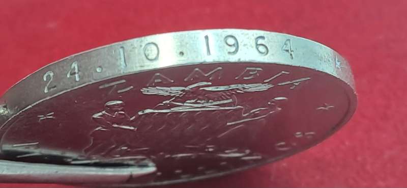 1965 Zambia  5 Shillings Independence