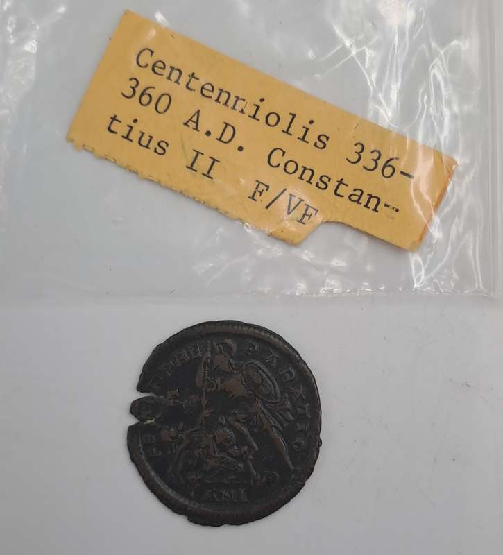 Ancient Roman Coin CONSTANTIUS II Centenniolis 336-360 A.D. GALDIATOR HORSEMAN WAR BATTLE