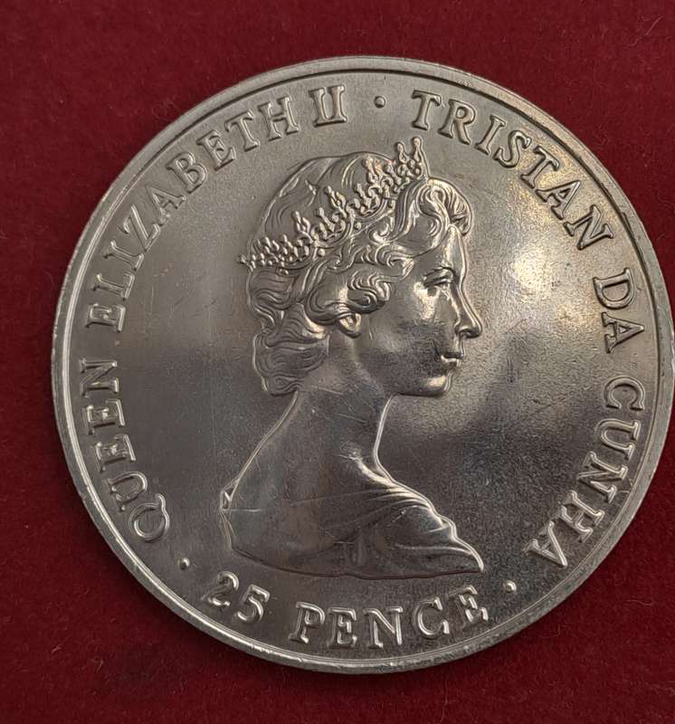 1980 -United Kingdom - 25 Pence -Tristan da Cunha-  Elizabeth II Queen Mother Birthday
