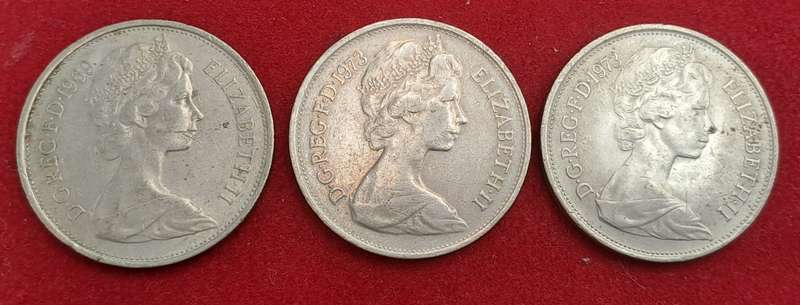 United Kingdom 3 x 10 New Pence - 1969 and 2 x1973 - Elizabeth II 2nd portrait