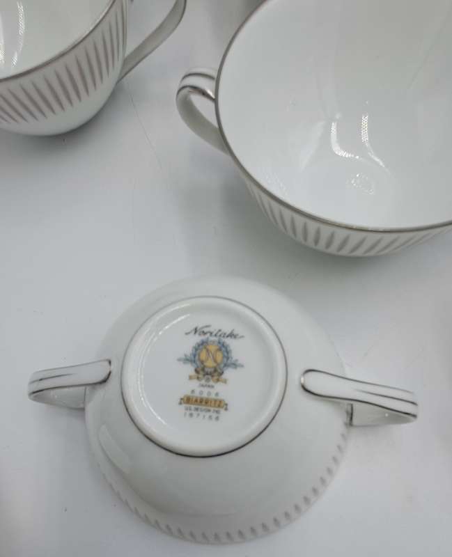 Vintage Noritake BIARRITZ 2 Round Covered Vegetable Tureens and 6 Flat Cream Soup Bowls