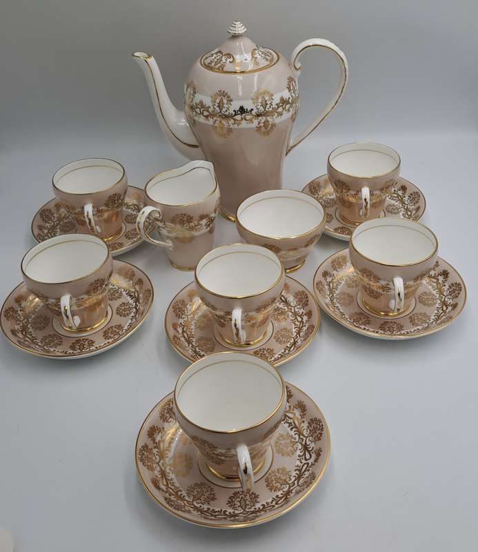 Beautiful 16pc Vintage Royal Grafton Fine bone China Tea set -Gold Trim -Mint Condition