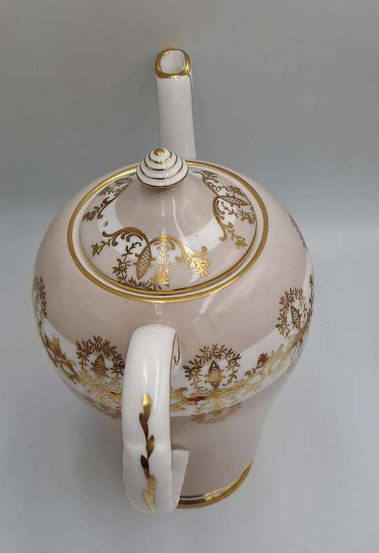 Beautiful 16pc Vintage Royal Grafton Fine bone China Tea set -Gold Trim -Mint Condition