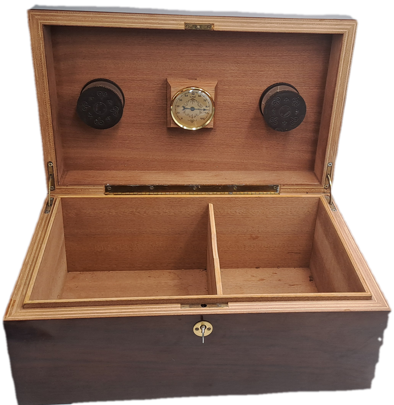 Wood Cigar Box with Hygrometer- with Key -fuenze made in italy