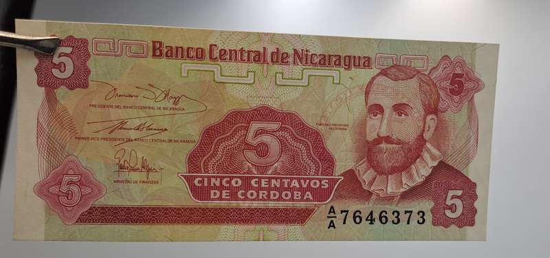 1991-1992 Nicaragua 5 Centavos Bank Note UNC