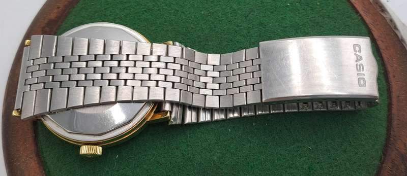 Vintage Swiss Tissot Seastar Day-Date Automatic Watch -Working-Casio strap