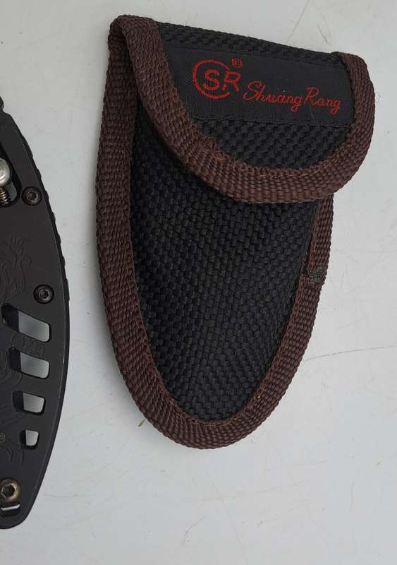 CSR Claw Folding Knife in pouch