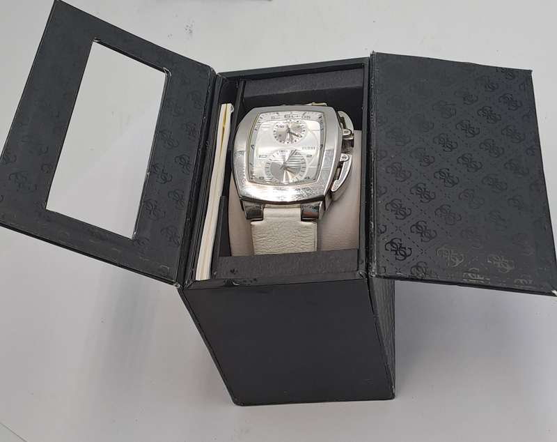 Pre-Owned Guess Analog Silver Dial Men's Watch-Working - 2 Movements -Need a New strap