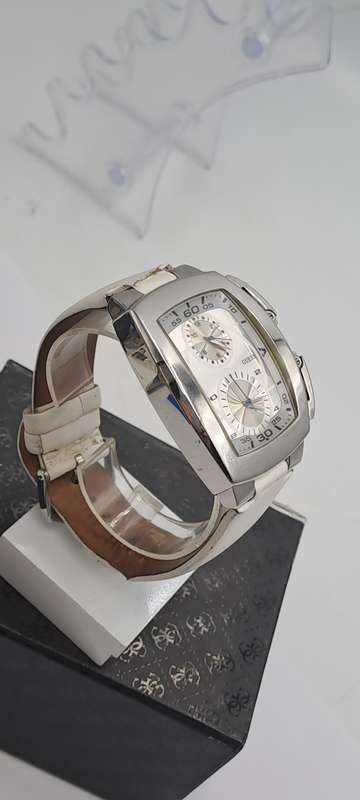 Pre-Owned Guess Analog Silver Dial Men's Watch-Working - 2 Movements -Need a New strap