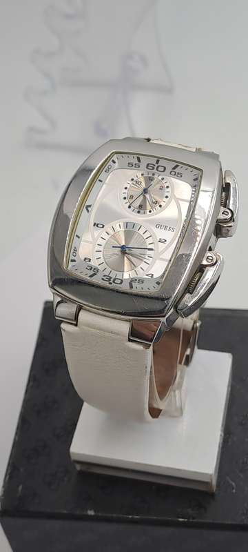 Pre-Owned Guess Analog Silver Dial Men's Watch-Working - 2 Movements -Need a New strap