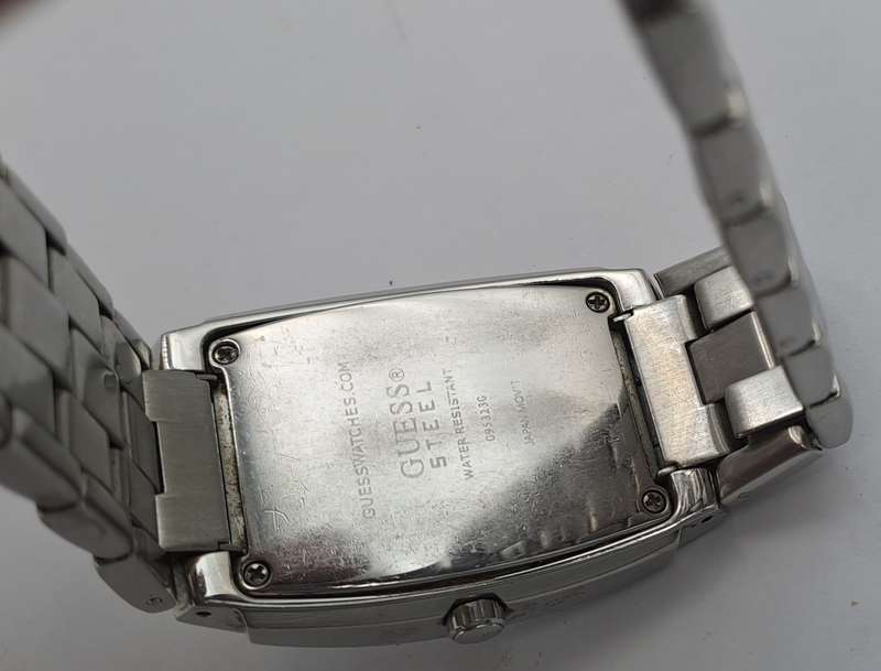 Pre-owned Guess steel men's watch - working