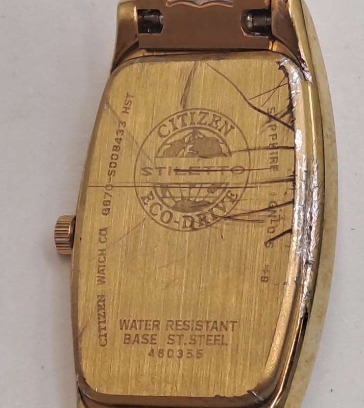 Ladies Citizen Gold Plated  Eco-drive (Need a Panasonic 416mt Battery) back cover scratched