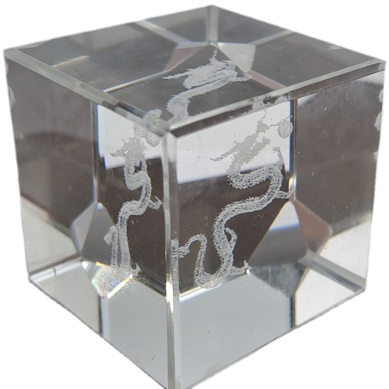 Chinese Dragon Crystal Glass Paperweight 3D Laser Etched Cube-Boxed 4,5cm x 5cm x 5cm