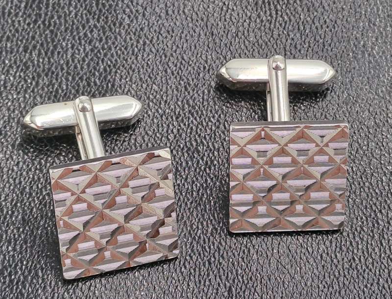 Vintage Bucherer cufflinks -Boxed